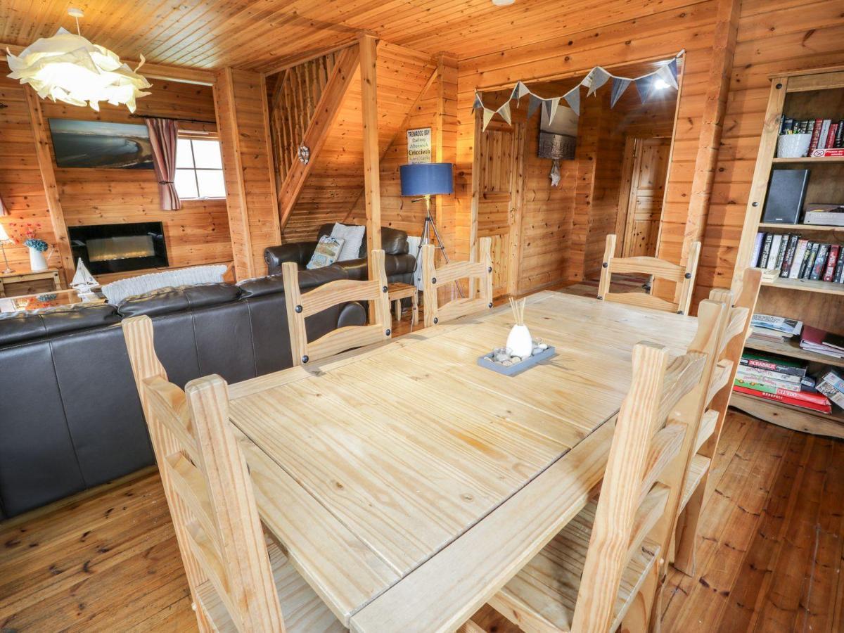 Sun View Lodge Llanbedr  Exteriör bild